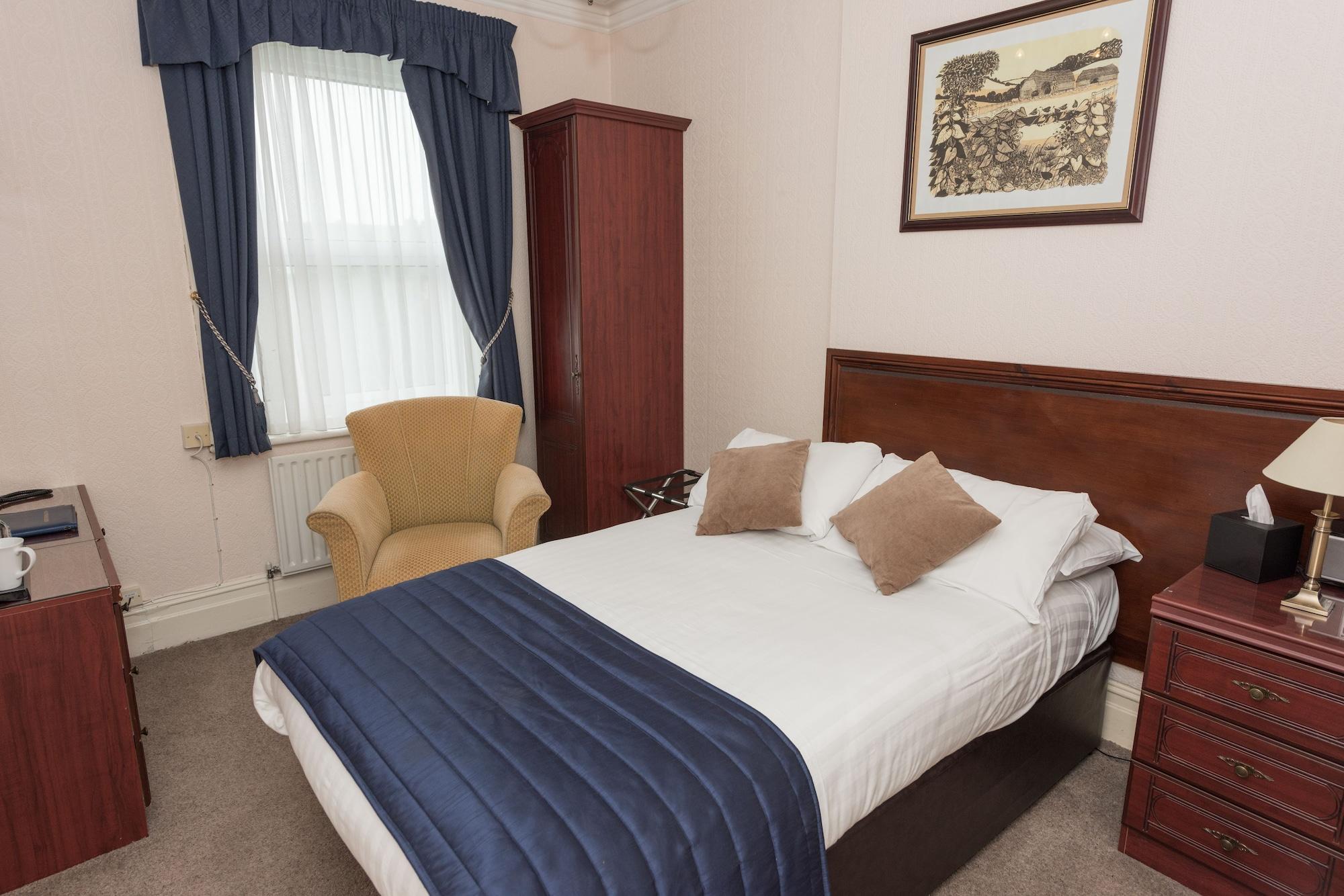 Devonshire Park Hotel Eastbourne Bagian luar foto