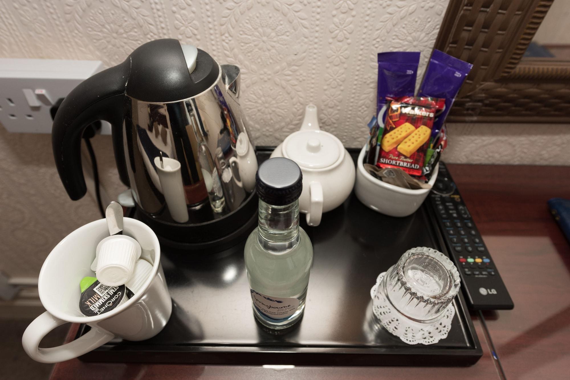 Devonshire Park Hotel Eastbourne Bagian luar foto