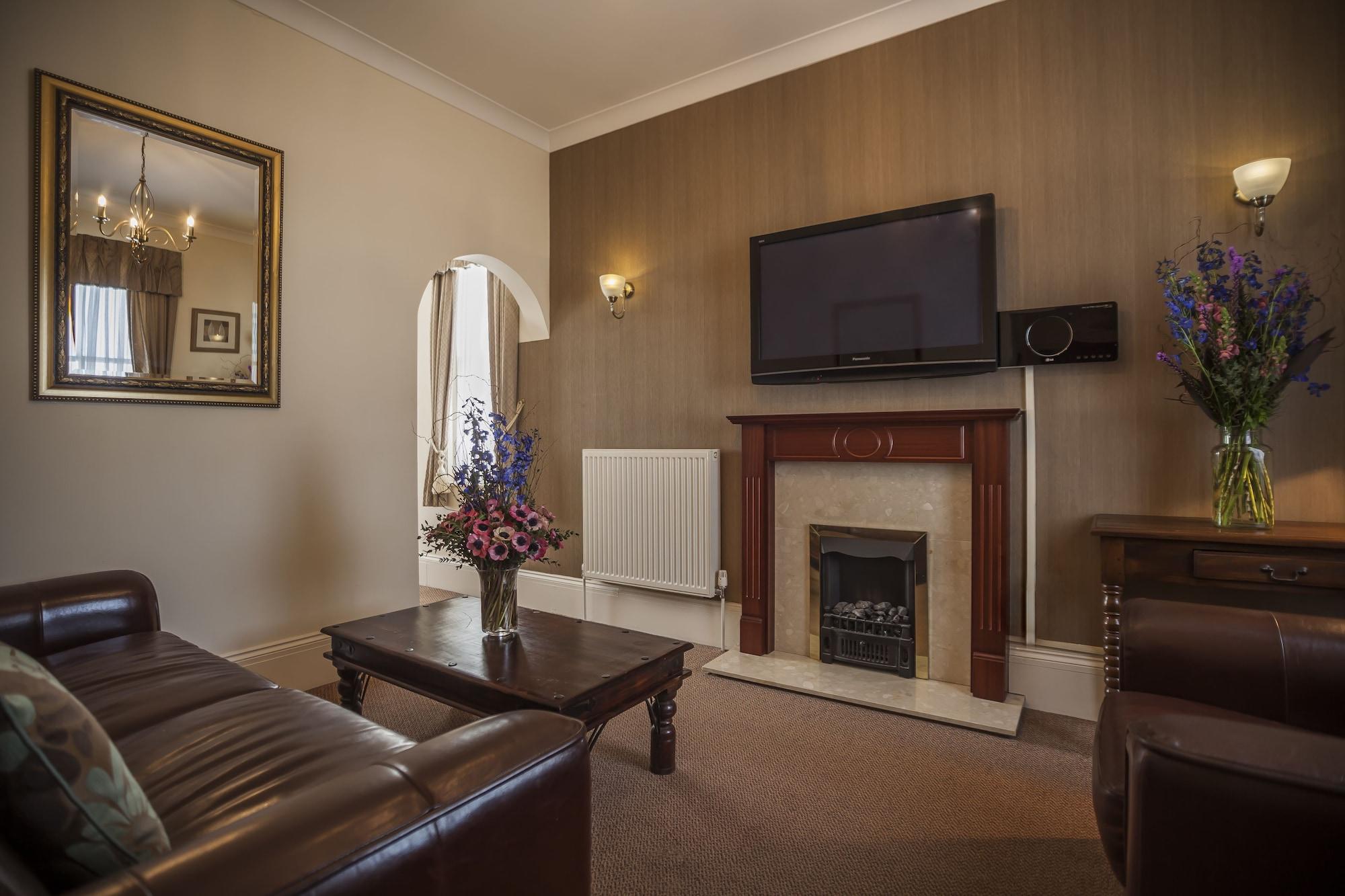 Devonshire Park Hotel Eastbourne Bagian luar foto
