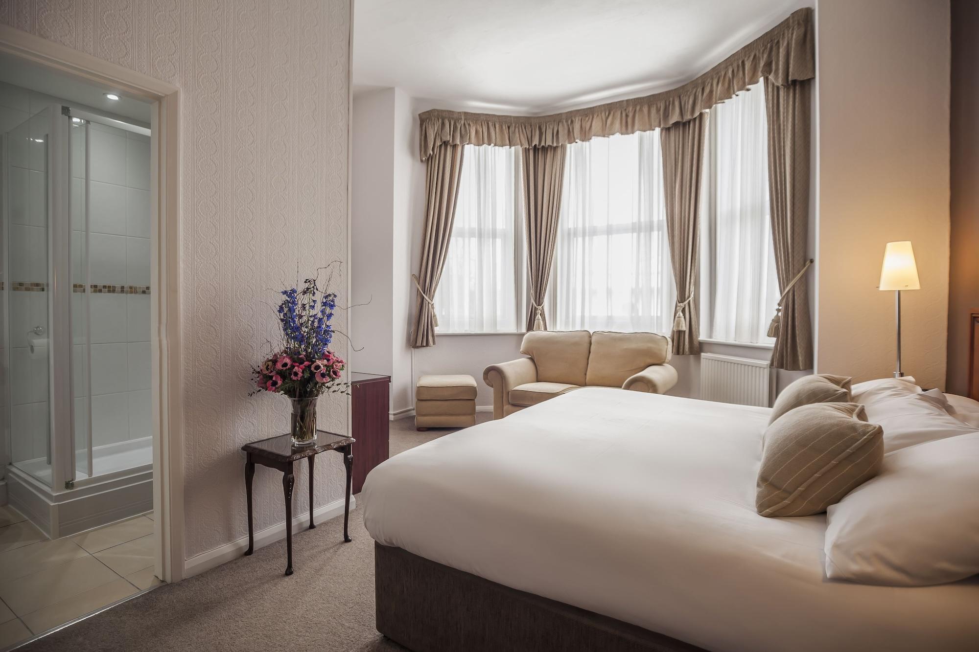 Devonshire Park Hotel Eastbourne Bagian luar foto