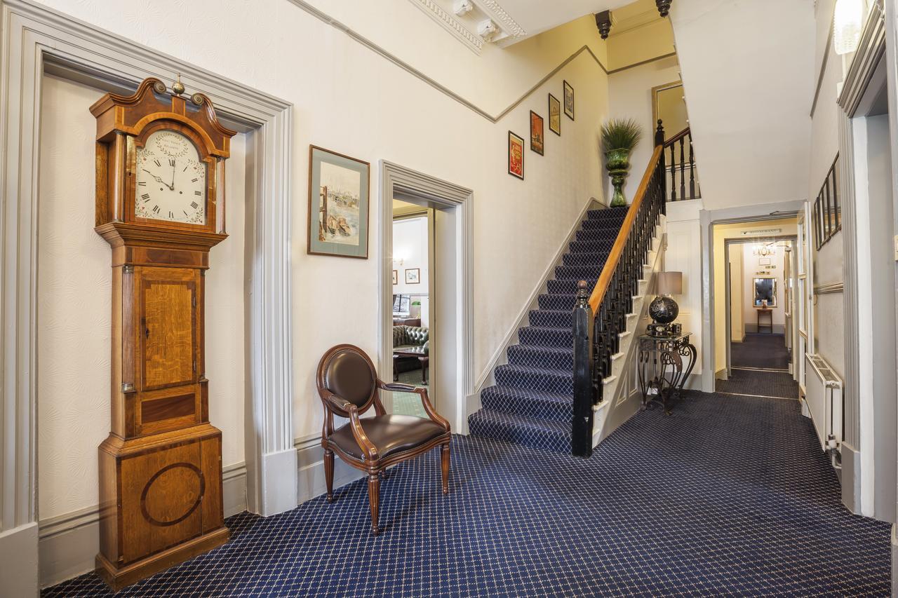Devonshire Park Hotel Eastbourne Bagian luar foto