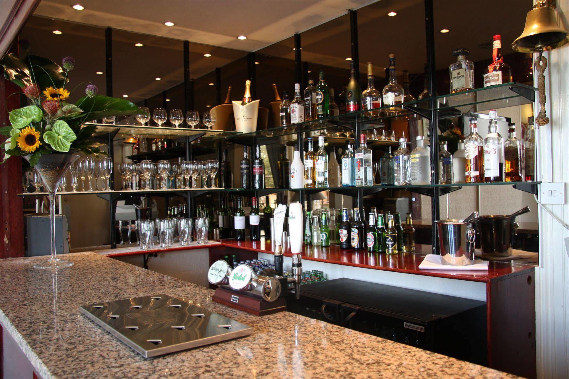 Devonshire Park Hotel Eastbourne Bagian luar foto